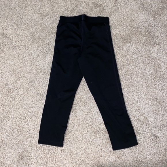 nike cropped leggings - Picture 4 of 4